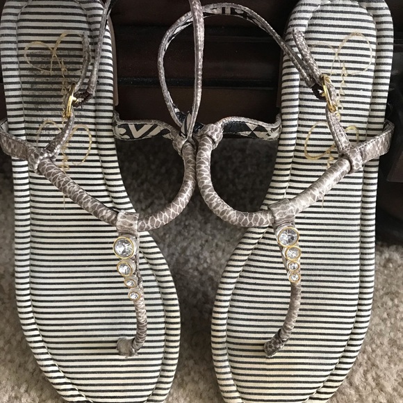 Matched set! Coach bag, Fossil watch & JS sandals - Picture 7 of 8